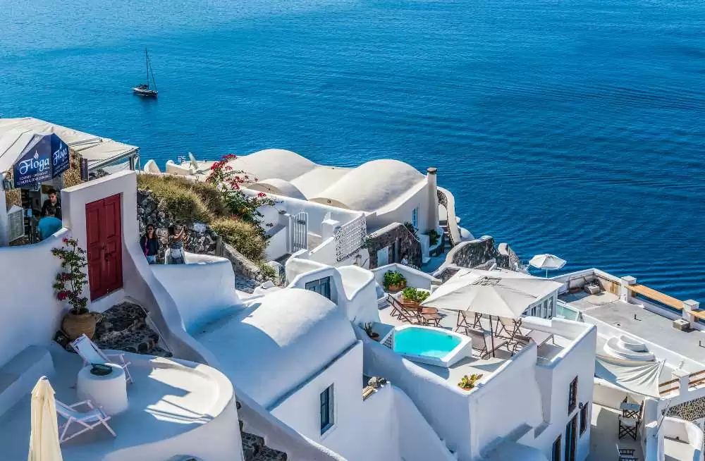 Top 7 cities to live in Greece for expats